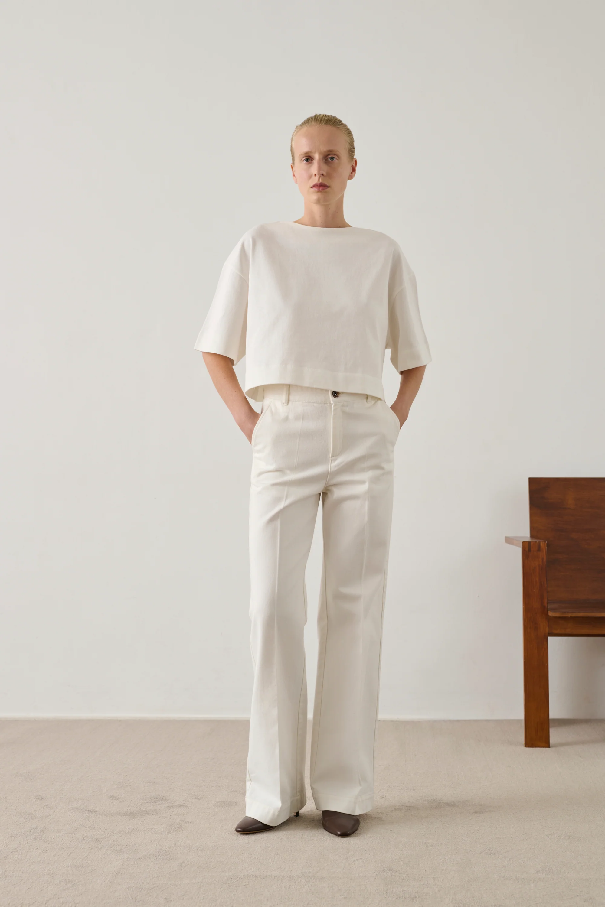 WHITE DAVINA T-SHIRT