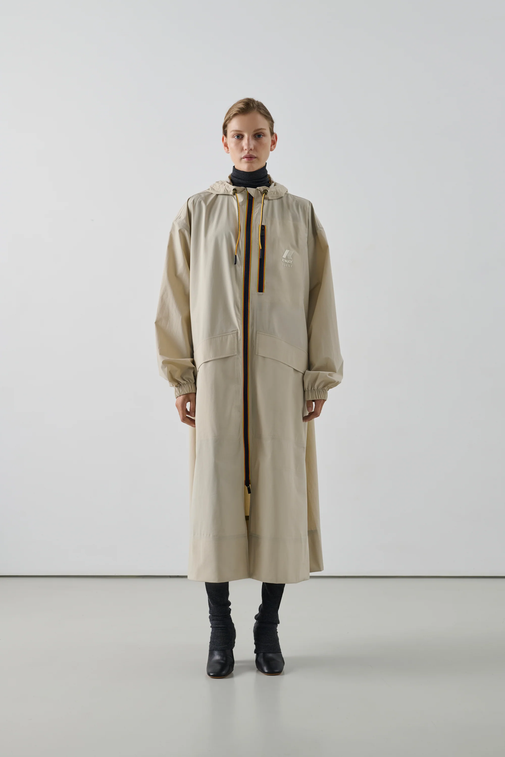 BEIGE PRADEL TRENCH COAT